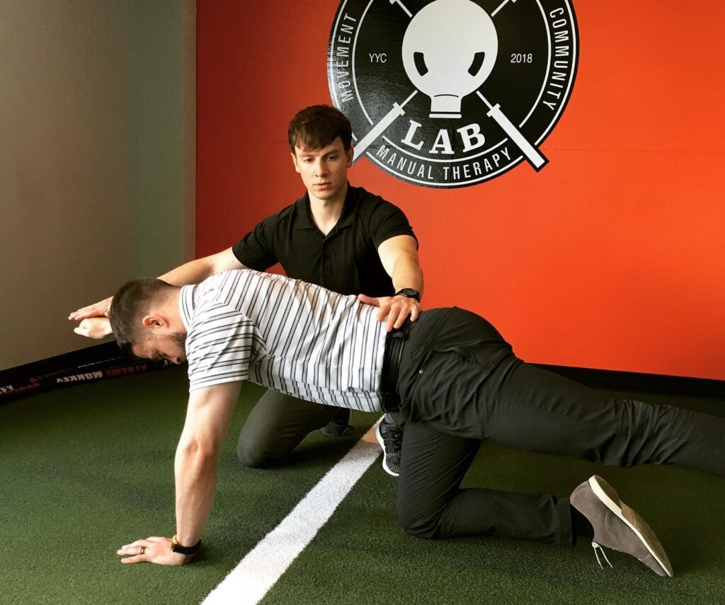 spine doctors in Calgary