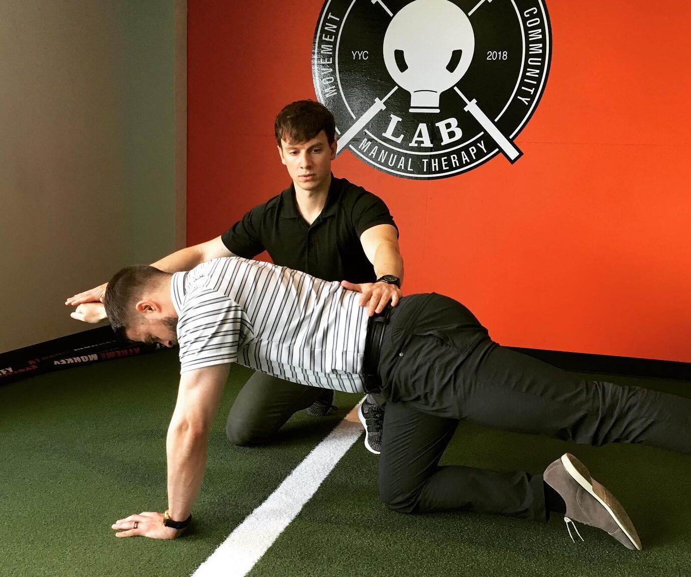 Reclaim Your Health with a Top Spine Doctor in Calgary